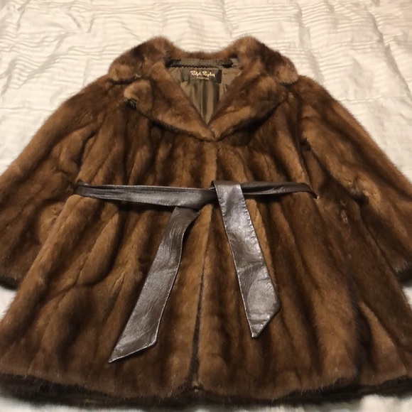 Luxury mink coat - Picture 4 of 12